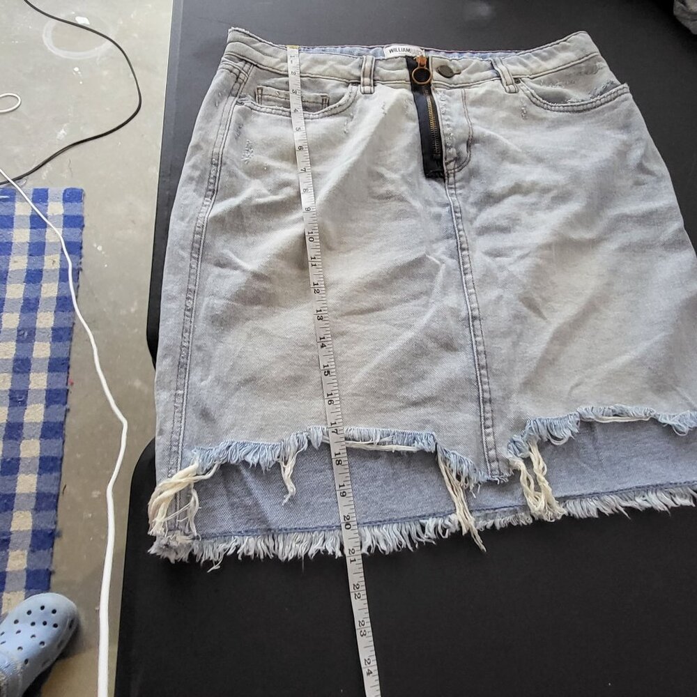 Willam Rast Denim Blue Jean Skirt Size 30 Destroyed Grunge Y2K Festival Indie - Picture 10 of 10